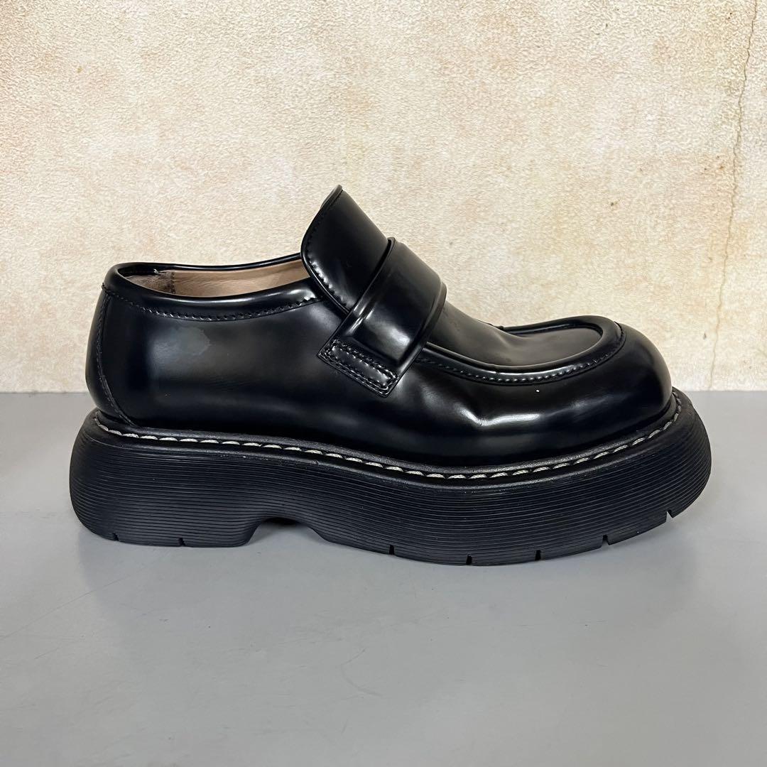 靴 bottega veneta swell loafer