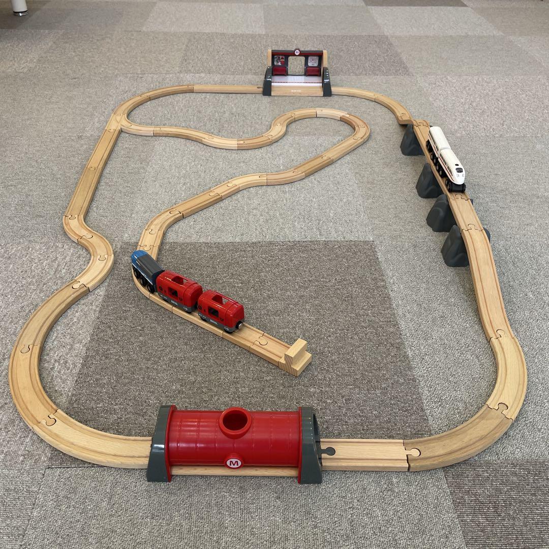 ブリオまとめ売り　木製鉄道玩具セット 地下鉄トンネル付き