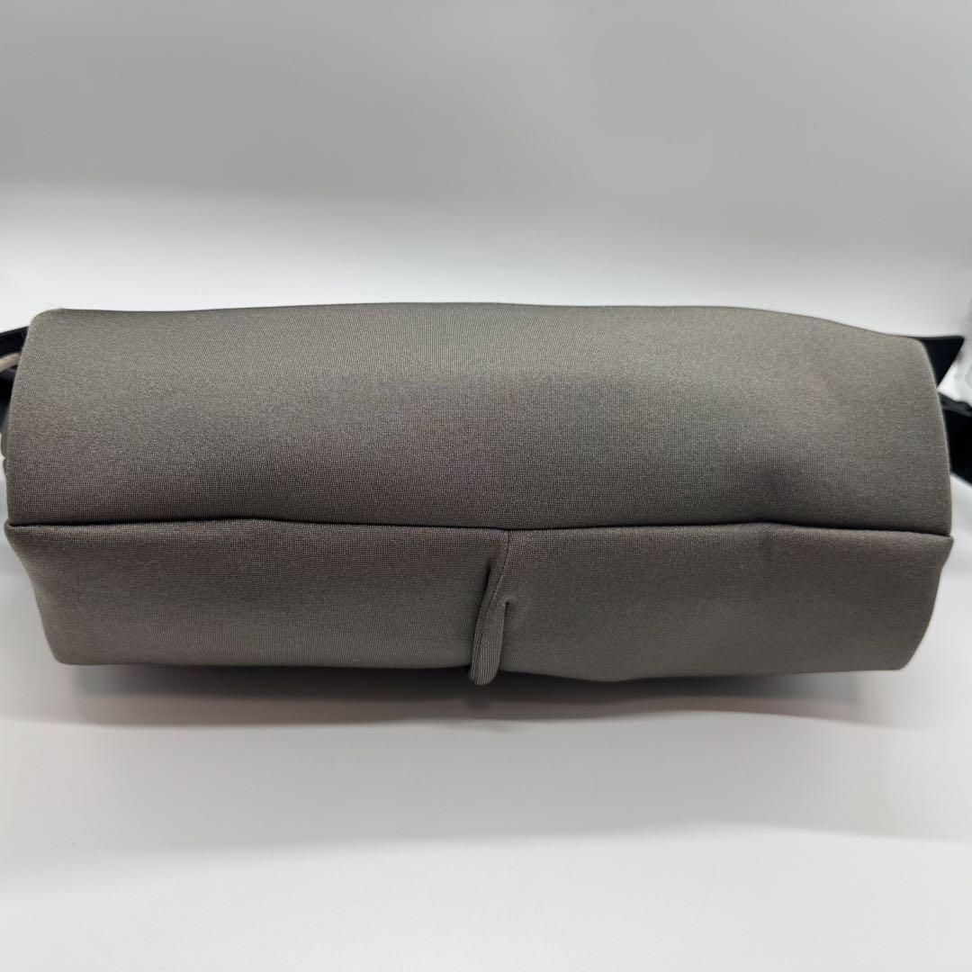 ショルダーバッグ