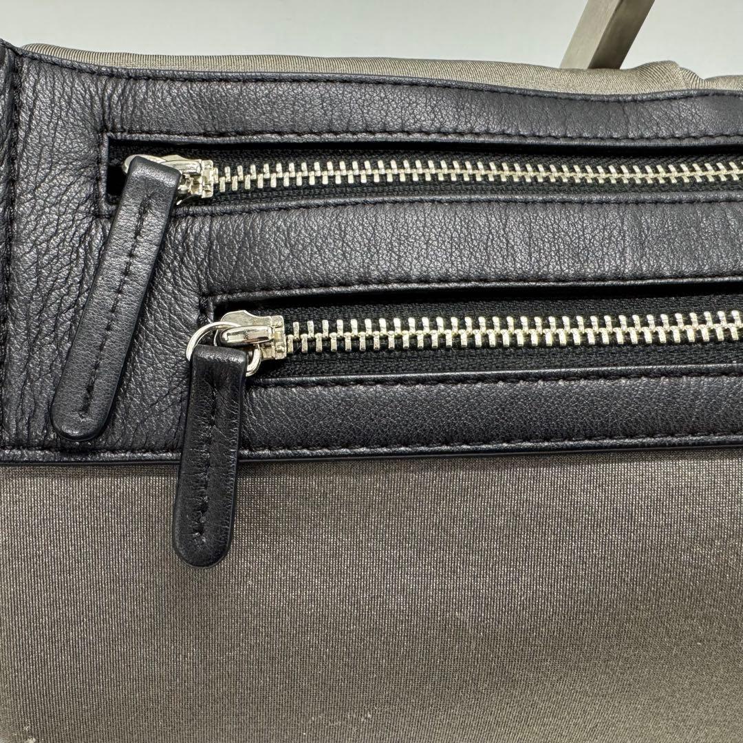 ボディバック ショルダーバッグ