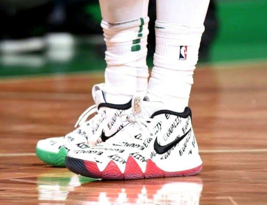 靴 NIKE KYRIE4 BHM Black History Month
