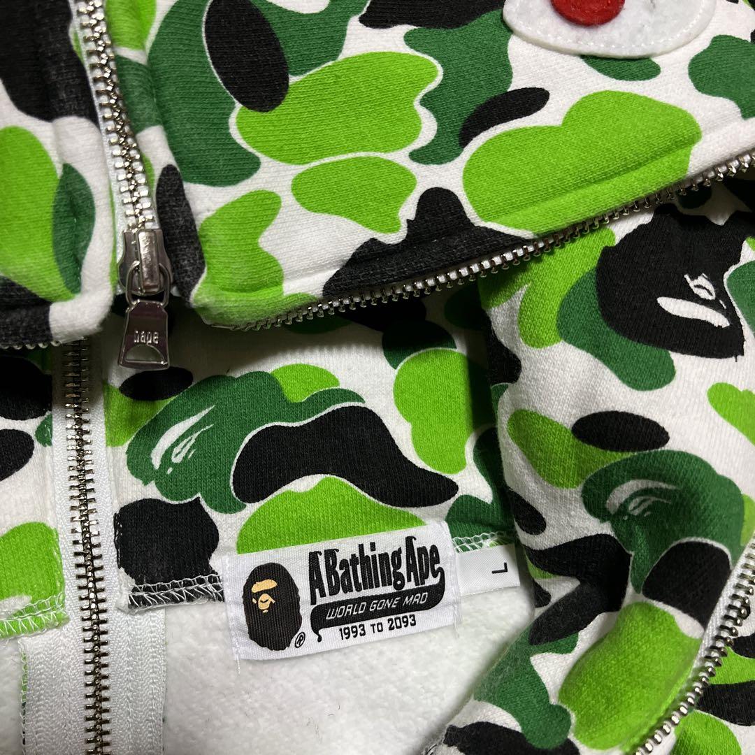 BAPE