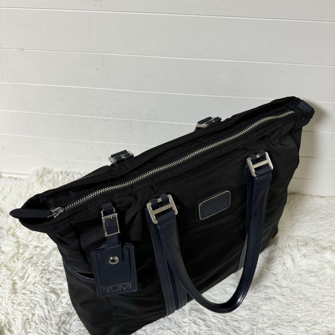 美品✨TUMI トゥミ　JARVIS 68414DNYE トートバッグ　ブラック