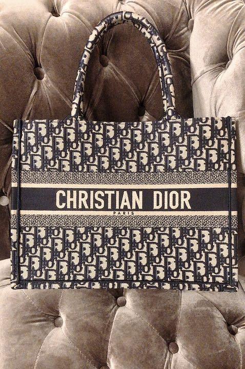 153700円 美しい DIOR ブックトート ミディアム 中敷き付き