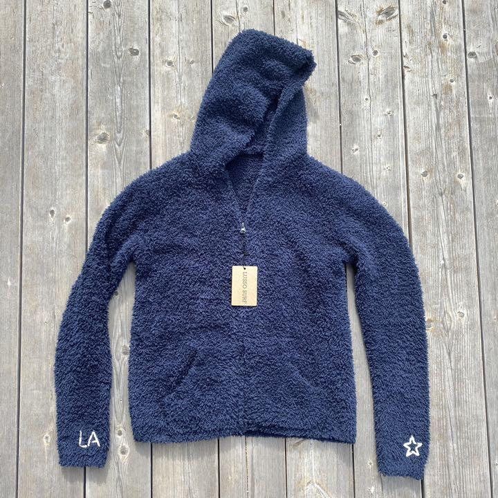 安い大得価 ふわもこコーデ LUSSO SURF 刺繍ボアパーカー Sサイズ ベアフット EUqVu-m76052376689 お買い得新品