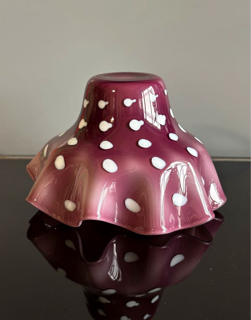 ミッドセンチュリー フリル花瓶 ドット柄フラワーベース 水玉 レトロポップ目立った傷や汚れなし NEXPOTALLINN_EU