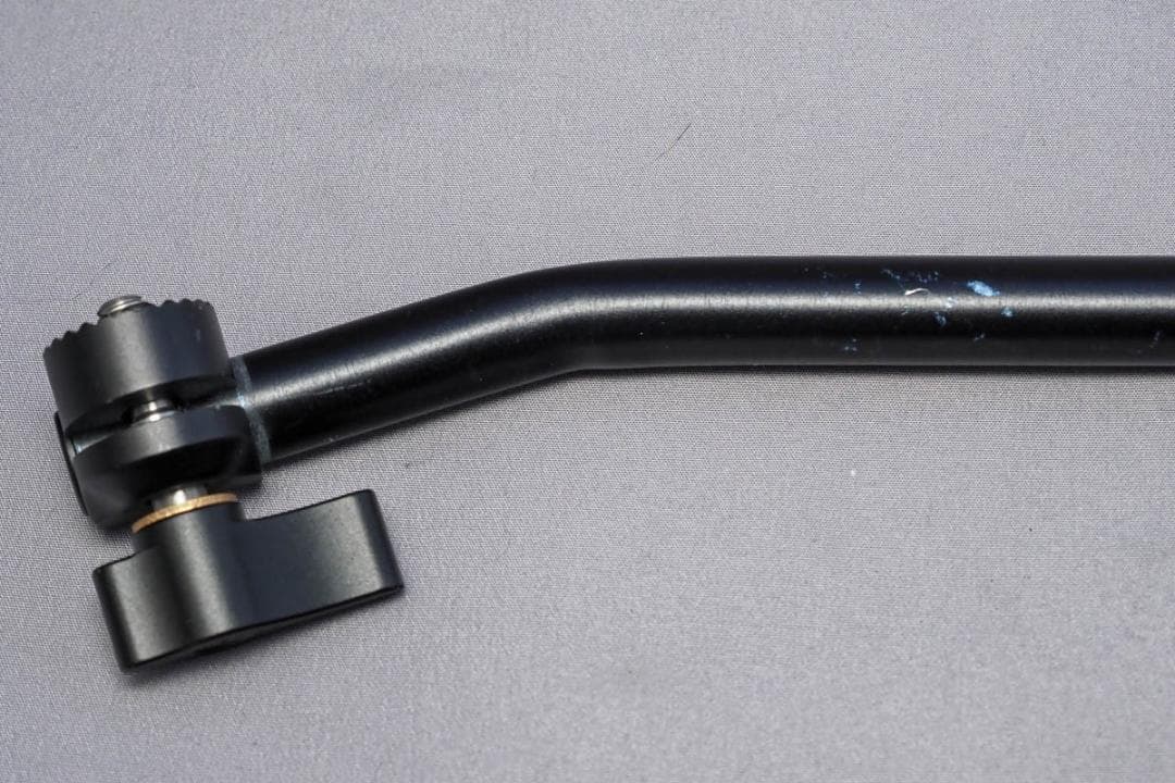 純正クイックリリースプレート付き