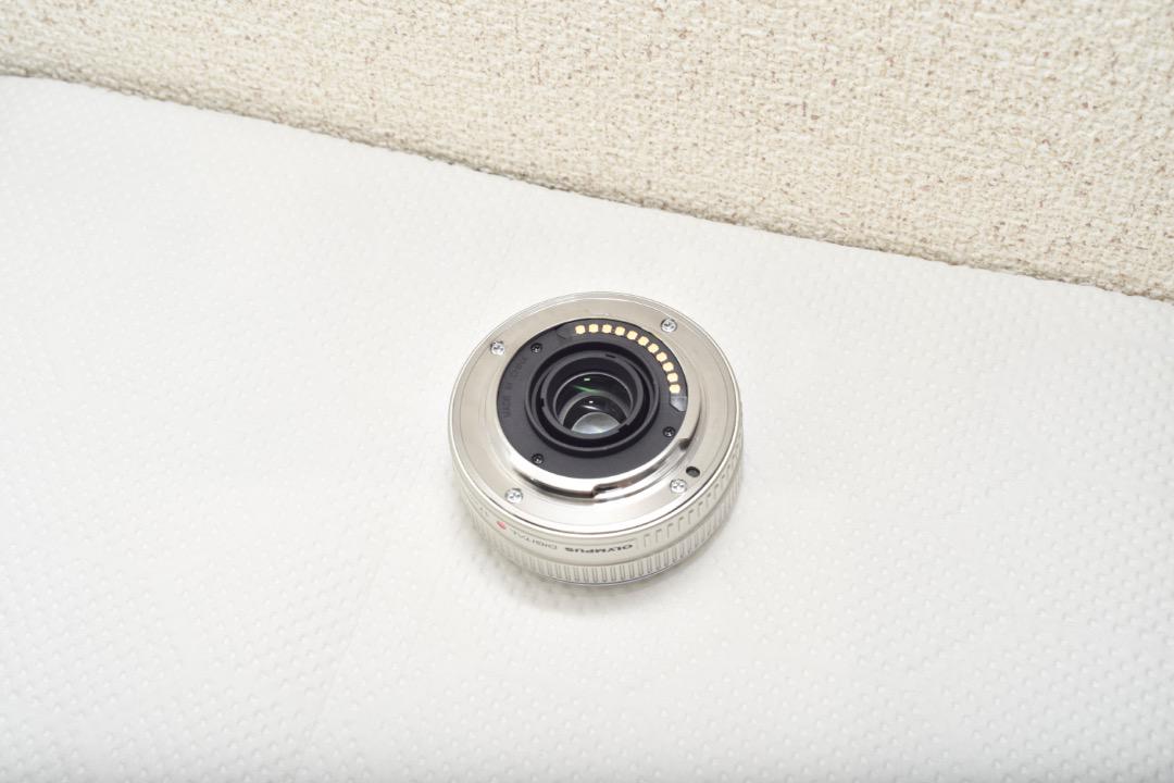Olympus Pen E-PL6 17mm レンズセット付属品フラッシュなど
