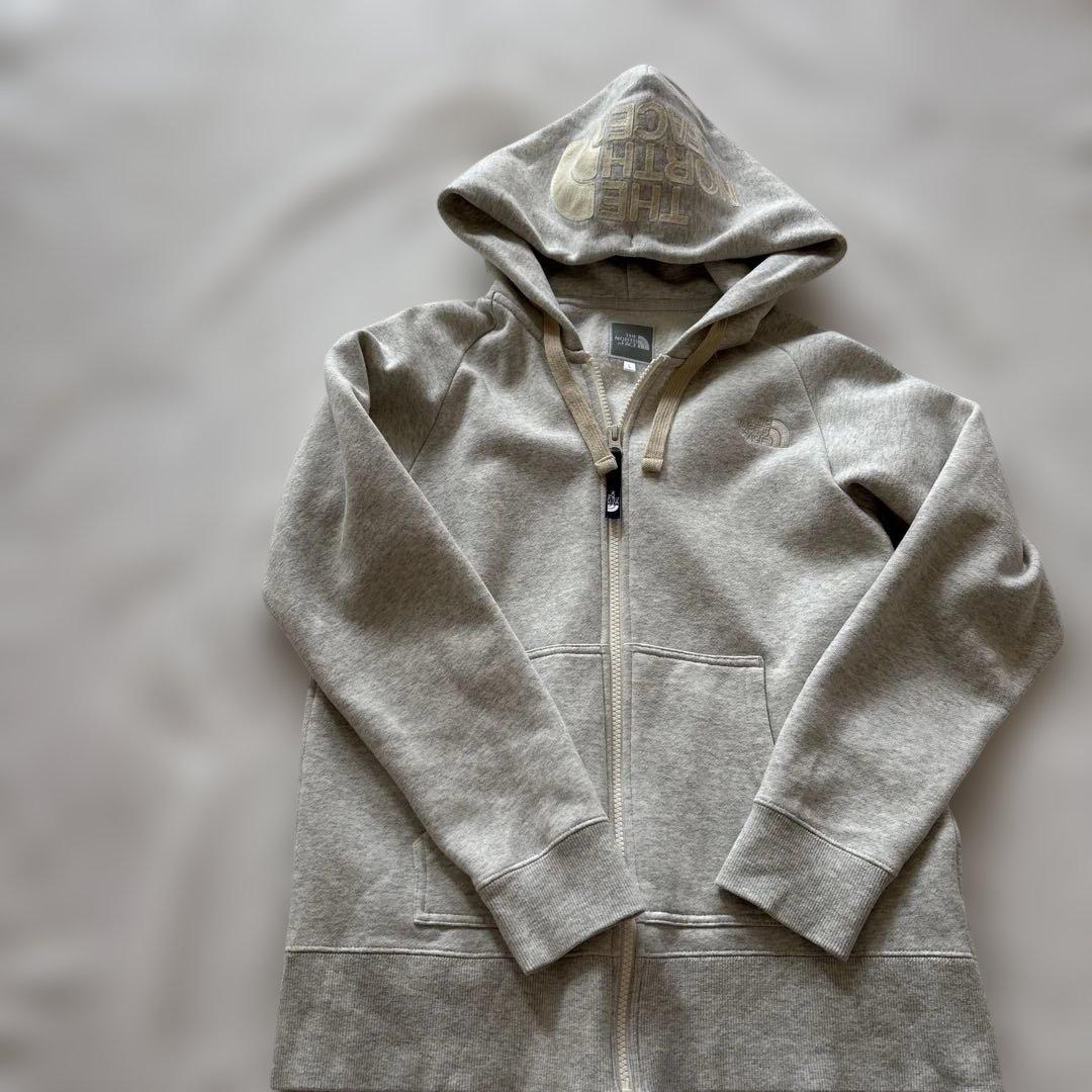 ノースフェイスフルジップパーカー