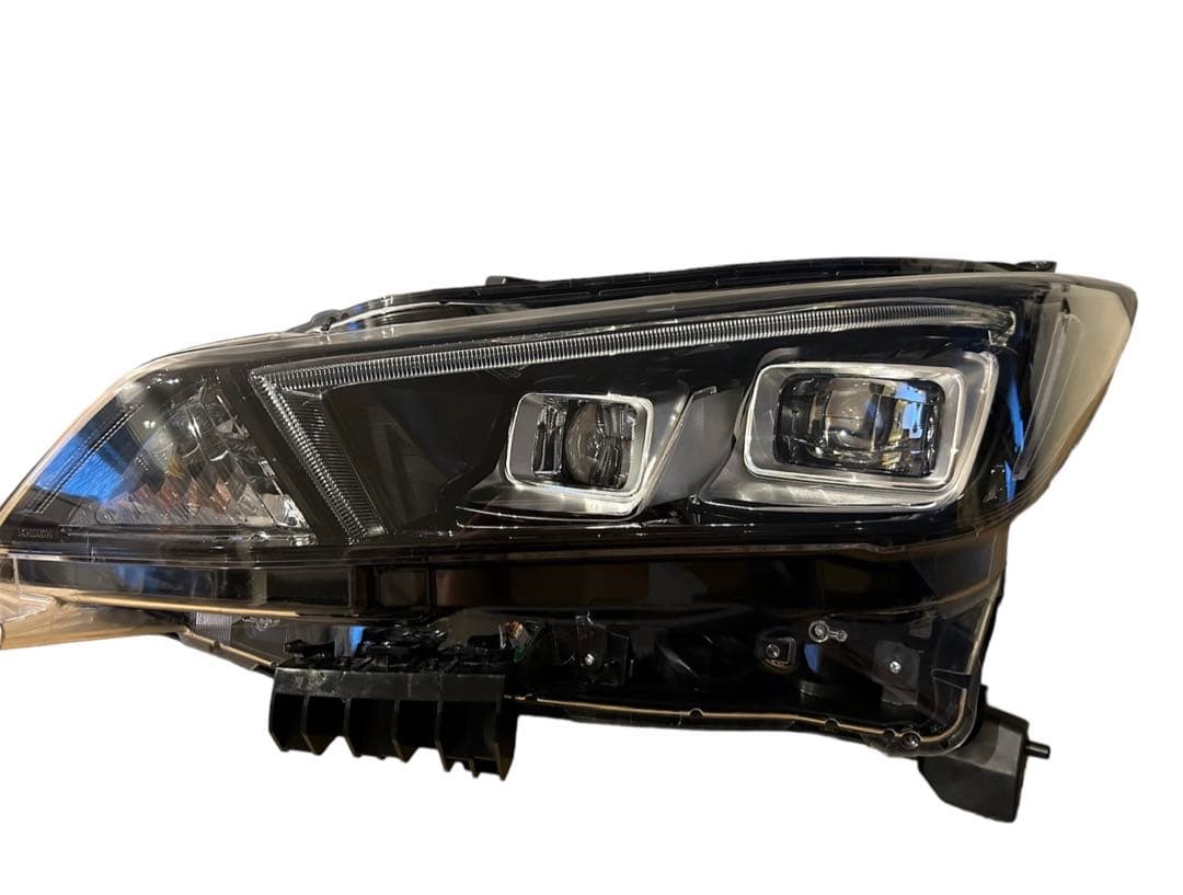 日産　ZE1 リーフ　ヘッドライト　左　ICHIKOH 1954 10,500円