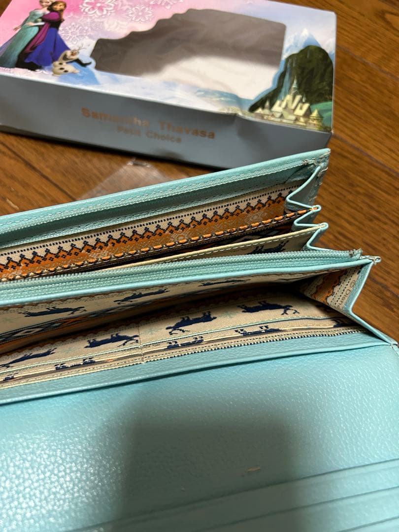 サマンサタバサ Samantha Thavasa アナと雪の女王 長財布 コラボ