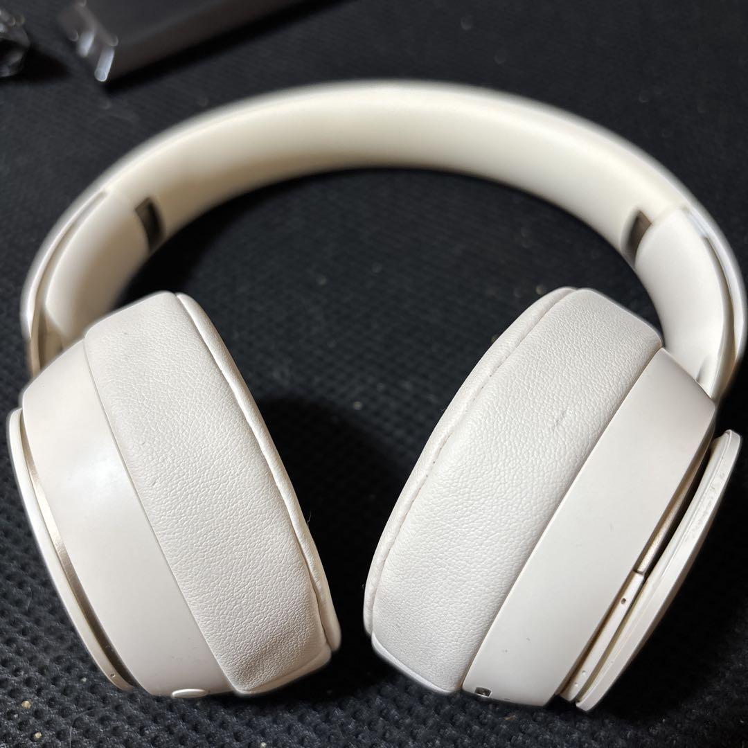 Beats ワイヤレスヘッドホン ホワイト