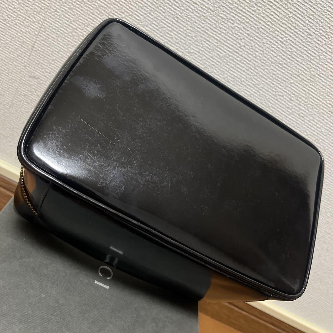 ◼️GUCCI◼️ バニティバッグ エナメル レディース