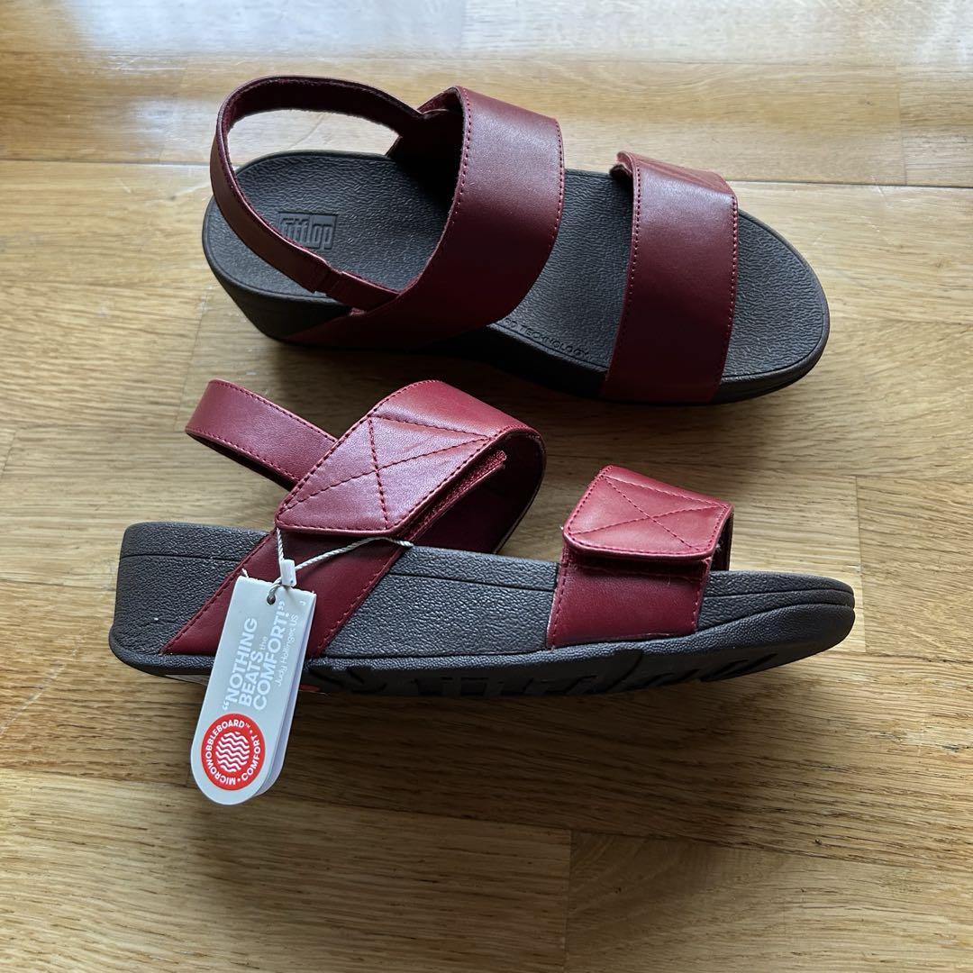 LULU CRYSTAL-MIX METALLIC CROSS SLIDES｜fitflop(フィット