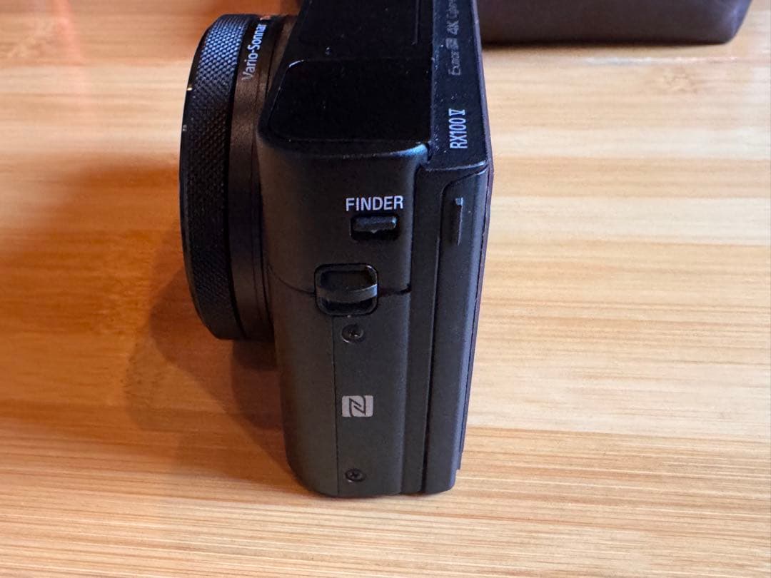 SONY DSC-RX100M5A 純正グリップ付Cyber-shotRX100 SONY DSC-RX100M5A 純正グリップ付Cyber-shotRX100