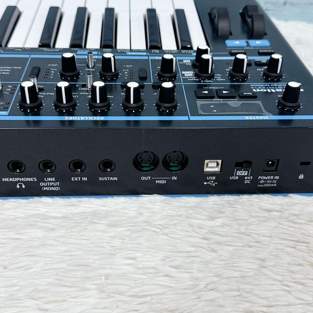 Novation シンセサイザー Bass Station II 2