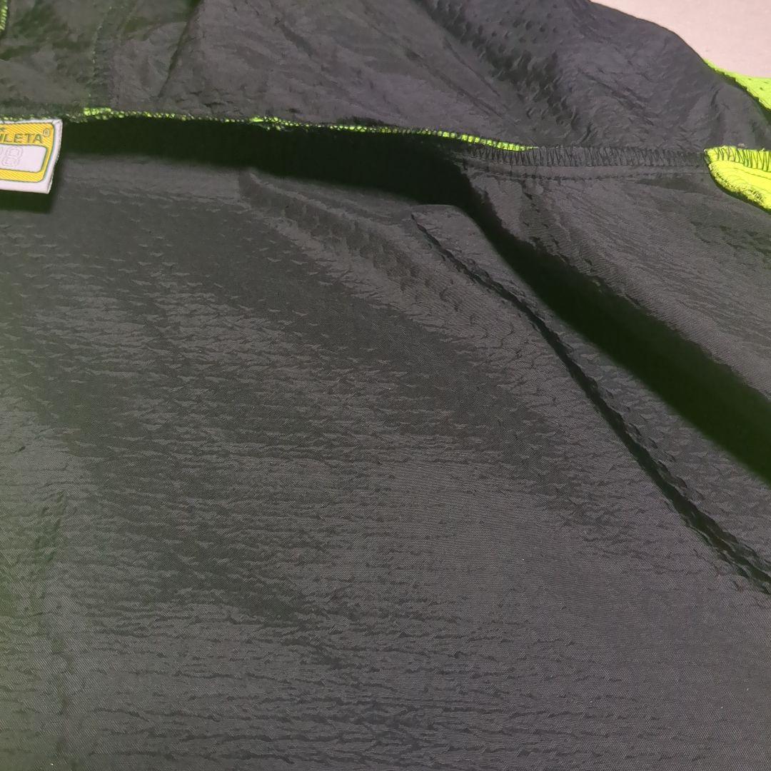 お 手頃 価格スポーツ - ATHLETA メンズフード付きメッシュ柄
