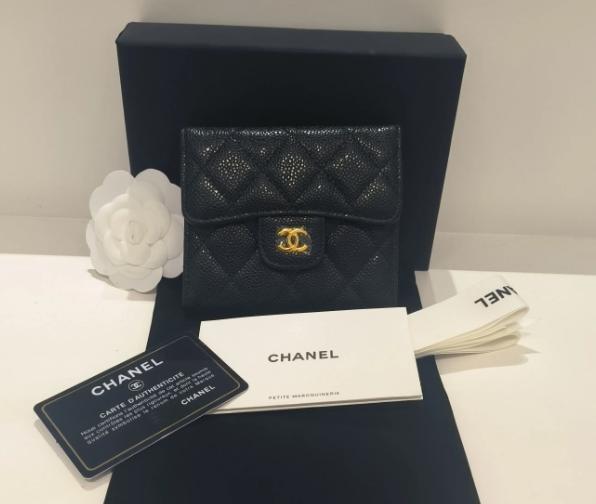 ✨未使用美品✨ シャネル クラシック ウォレット CHANEL
