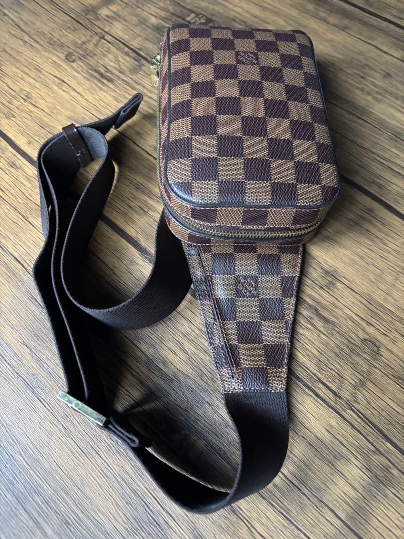 VUITTON