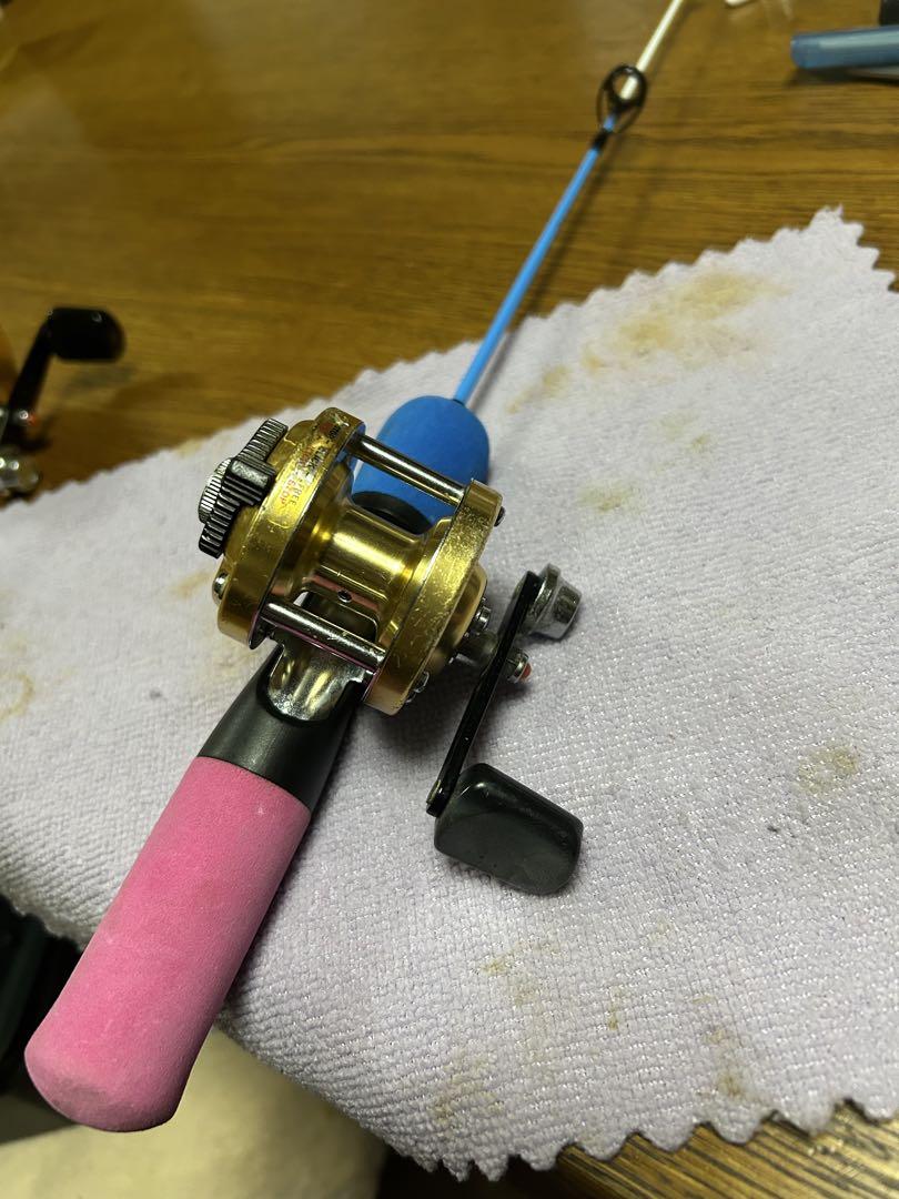 ダイワ　コロネット　金コロ　ゴールド リール 小型 オールド