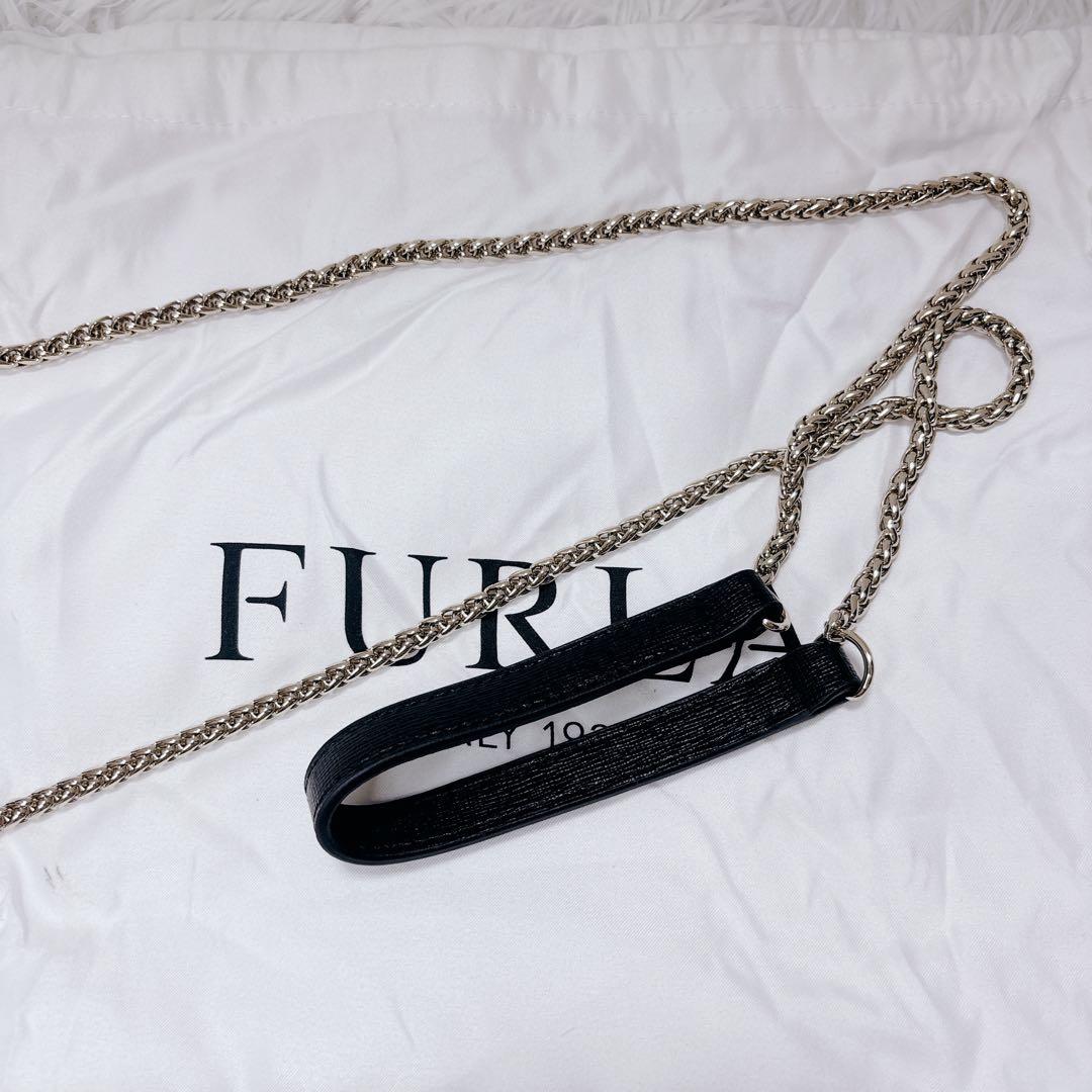 【タグ付き✨美品】フルラ BABYLON ハンドバッグ ショルダーバッグ 黒 【タグ付き✨美品】フルラ BABYLON ハンドバッグ ショルダーバッグ 黒