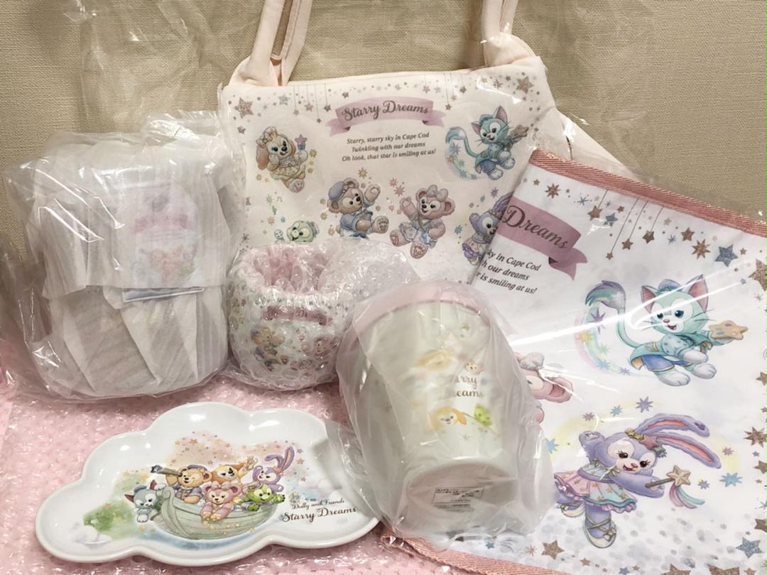 公式】“ダッフィー＆フレンズのスターリードリームス”のグッズや