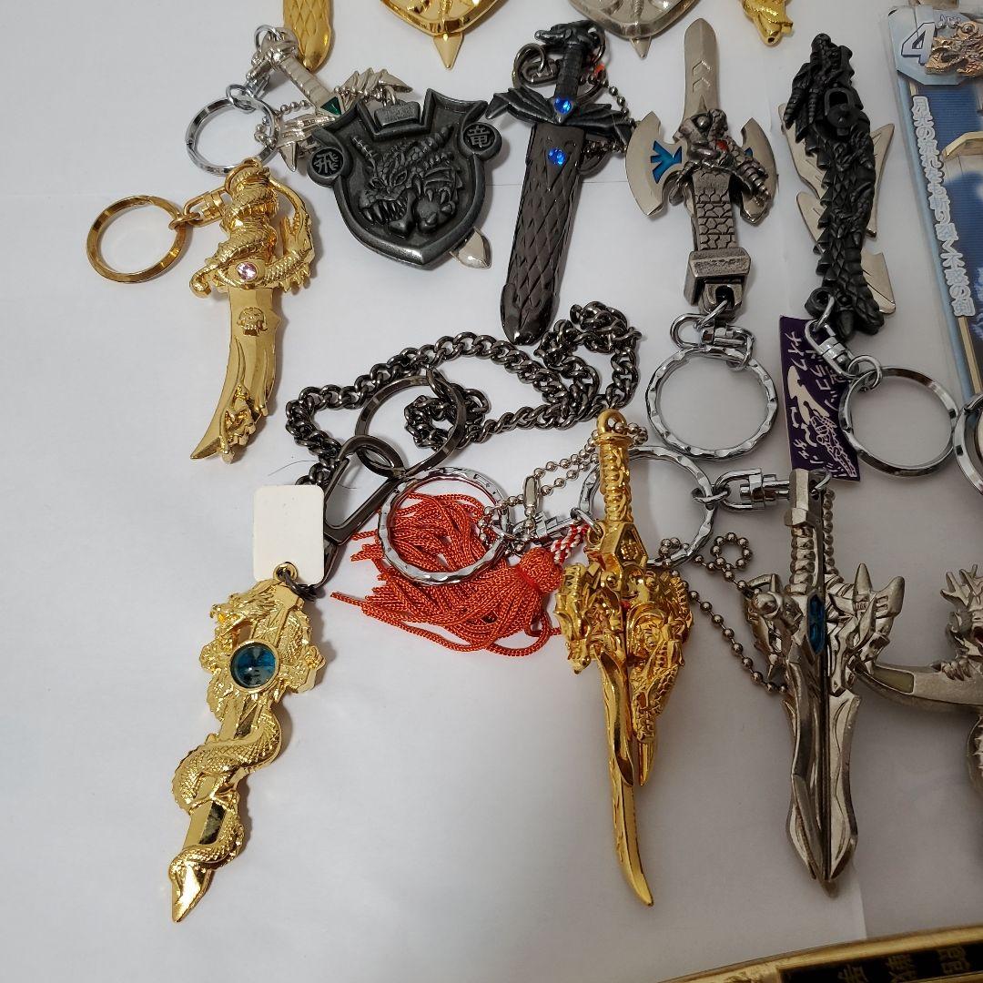 剣 刀 手裏剣 鬼の金棒 キーホルダー 34個セット