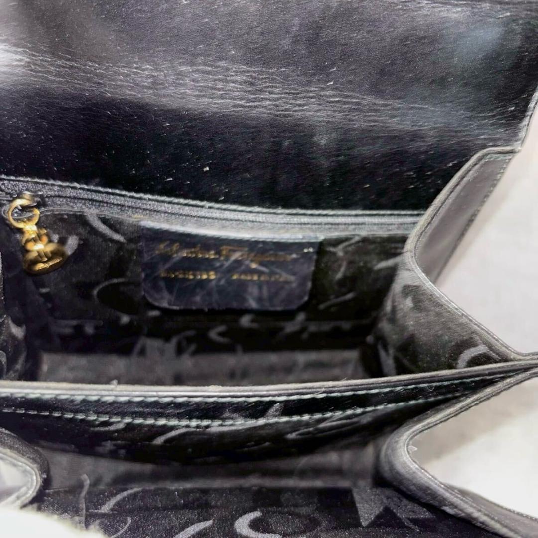 ✨美品✨ フェラガモ ミニハンドバッグ 2way ショルダー ガンチーニ