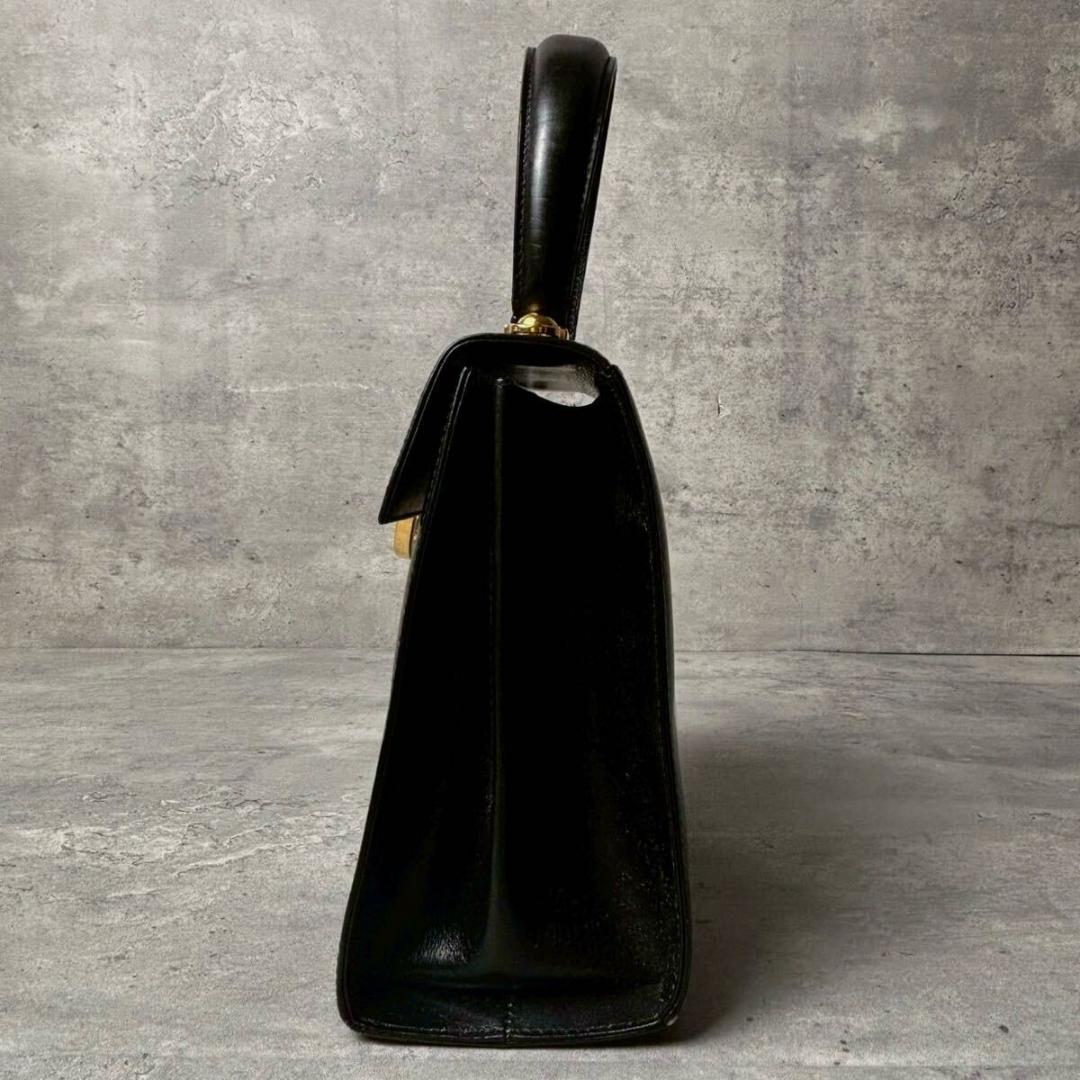 ✨美品✨ フェラガモ ミニハンドバッグ 2way ショルダー ガンチーニ