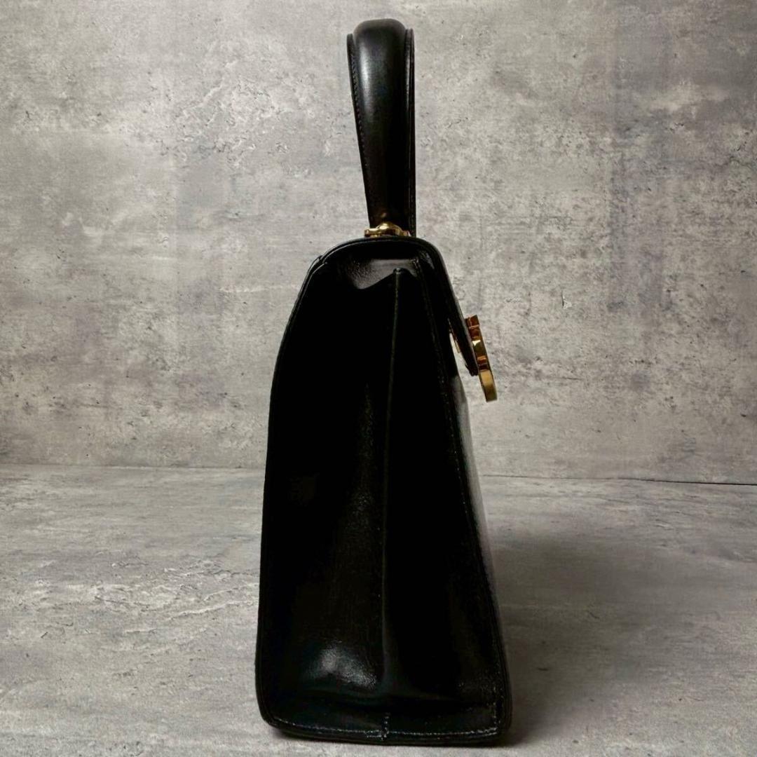 ✨美品✨ フェラガモ ミニハンドバッグ 2way ショルダー ガンチーニ