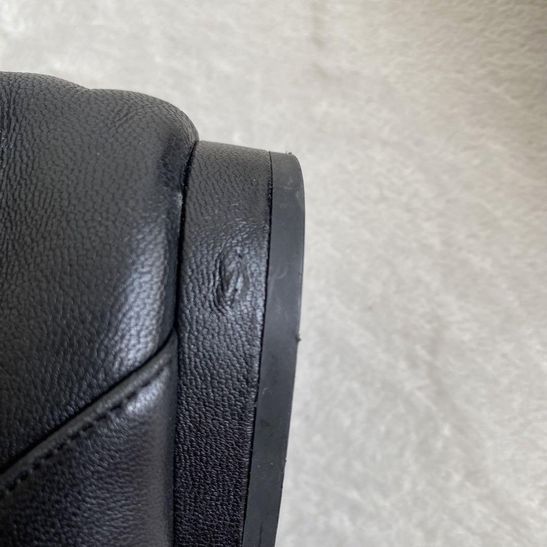 【限定品✨】卑弥呼　Vカットソフトフラットパンプス　24cm レザー　ブラック