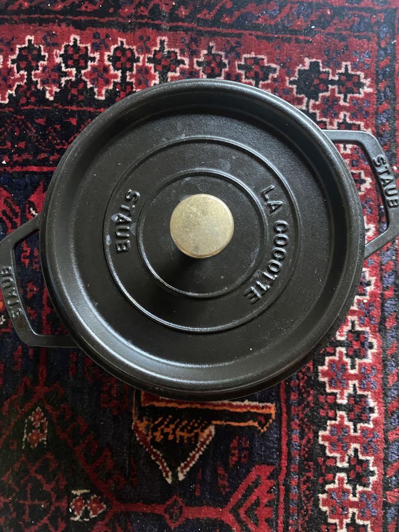 staub 鍋 22cm 黒