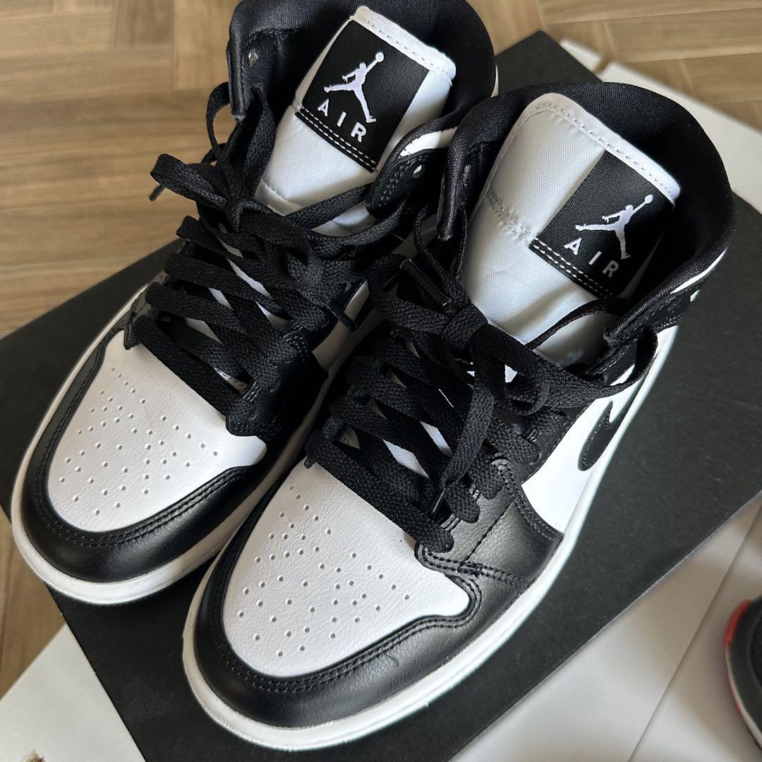 【2025最新】SNSで話題・人気の商品のおすすめアイテム 1 Jordan Air Nike 白/黒 新品未使用 ハイカットスニーカー シューズ(男性用)