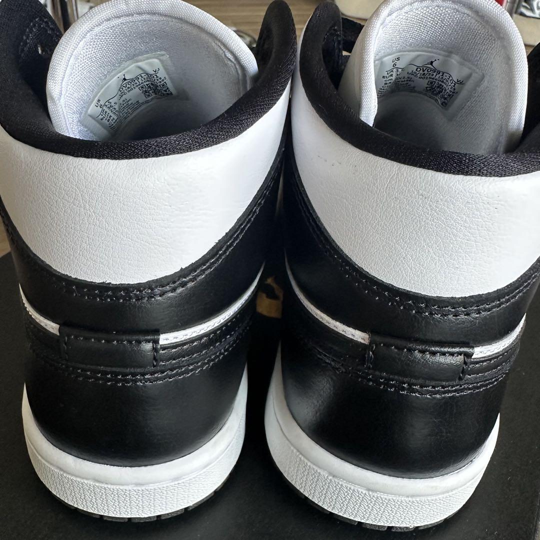 Nike Air Jordan 1 白/黒 ハイカットスニーカー 新品未使用