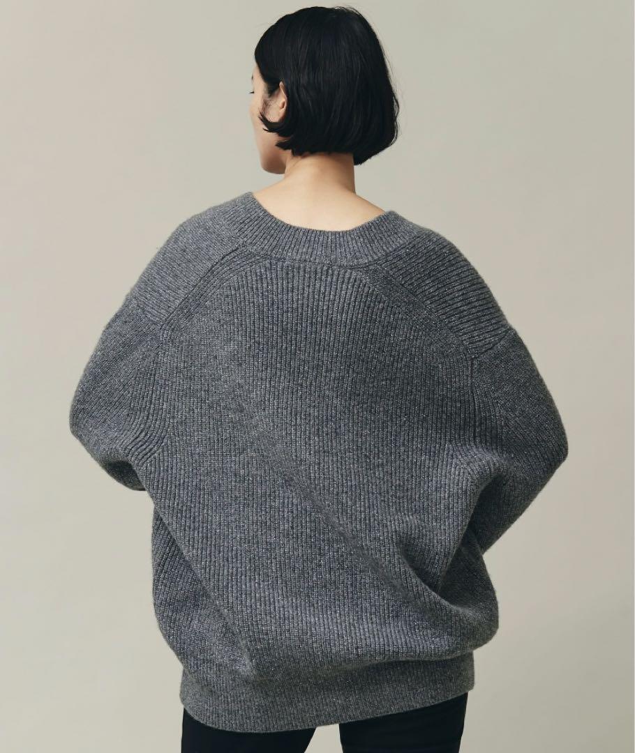 新品　⭐︎  カレンソロジー　⭐︎  ウールカシミヤVネックアゼニットプルオーバー