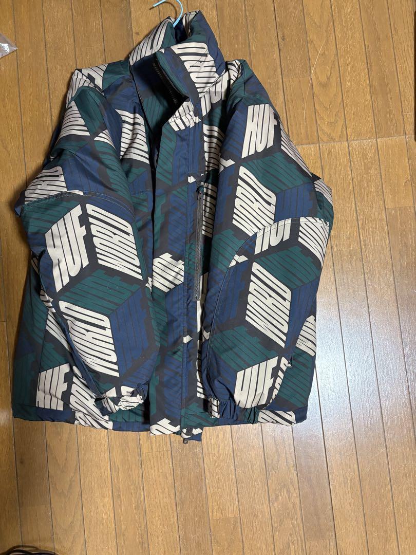 HUFダウンジャケット
