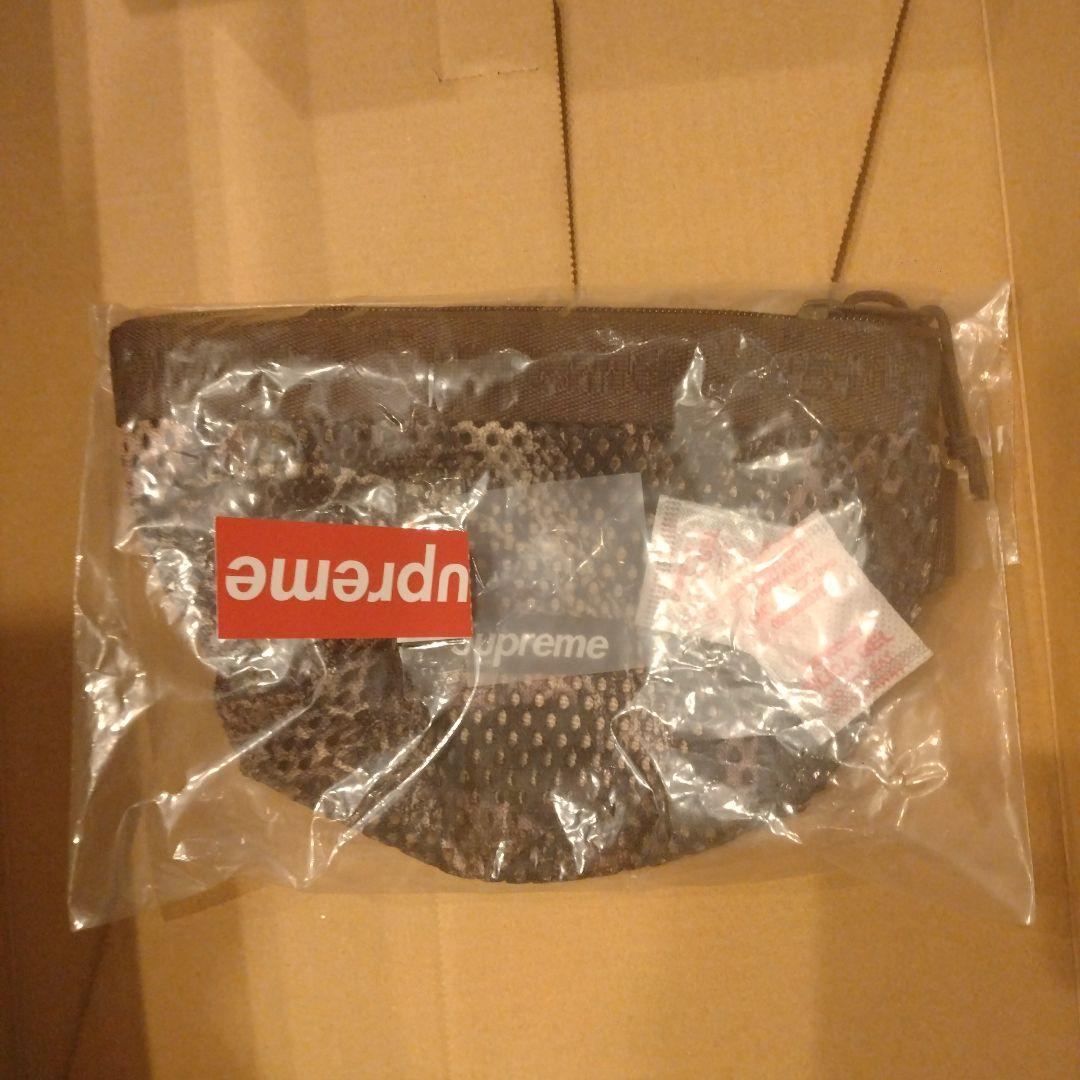 財布・ケース・小物入れ Supreme Mesh Mini Pouch