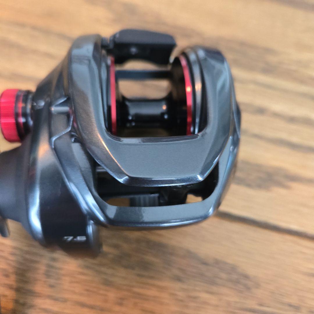 SHIMANO 24Scorpion MD 300XGLH ベイトリール