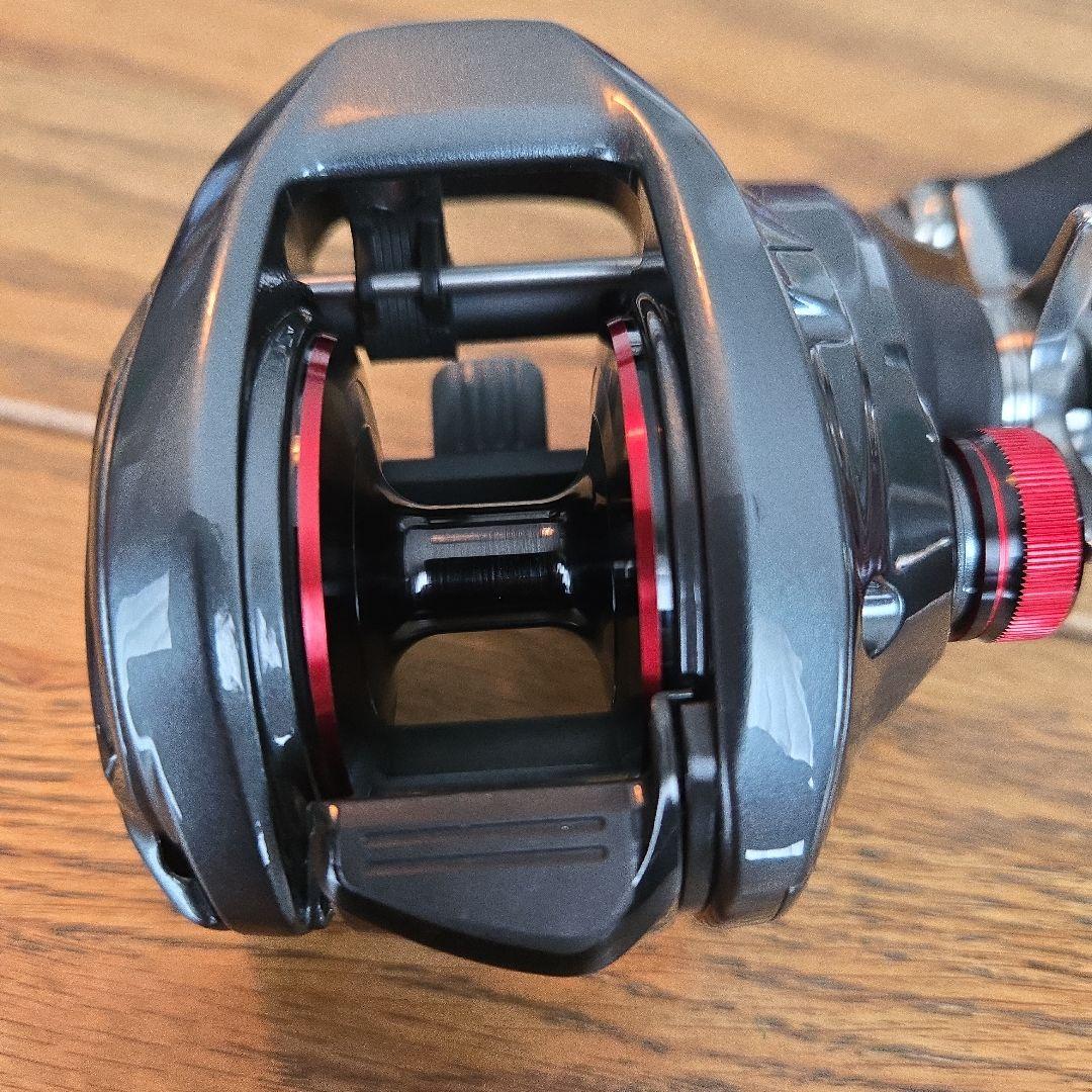 SHIMANO 24Scorpion MD 300XGLH ベイトリール