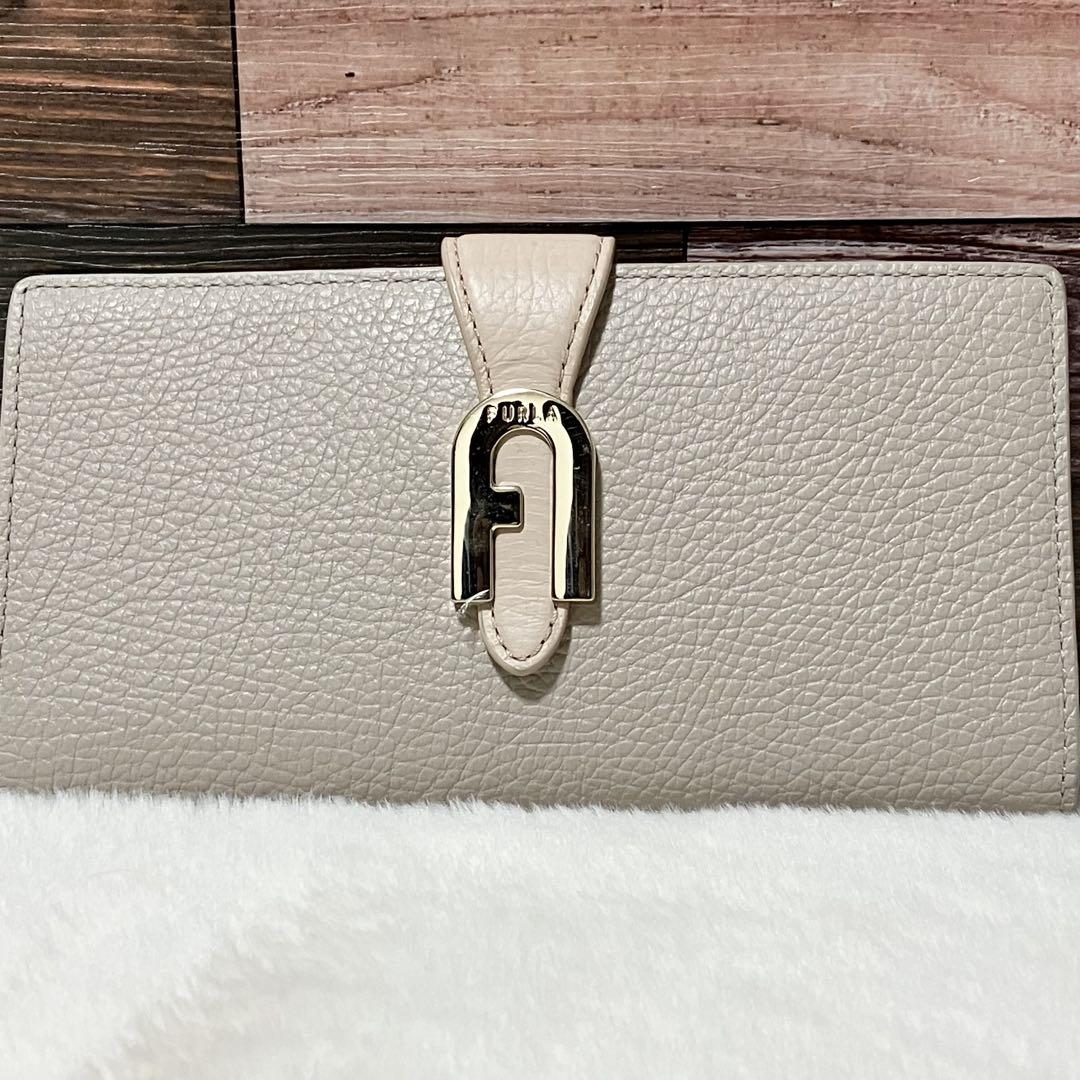 未使用級 FURLA ソフィア 現行ロゴ アーチロゴ 長財布 折り財布 フルラ