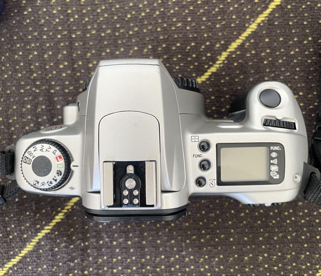 Canon EOS Kiss3 レンズ付　フイルムカメラ　バッグ