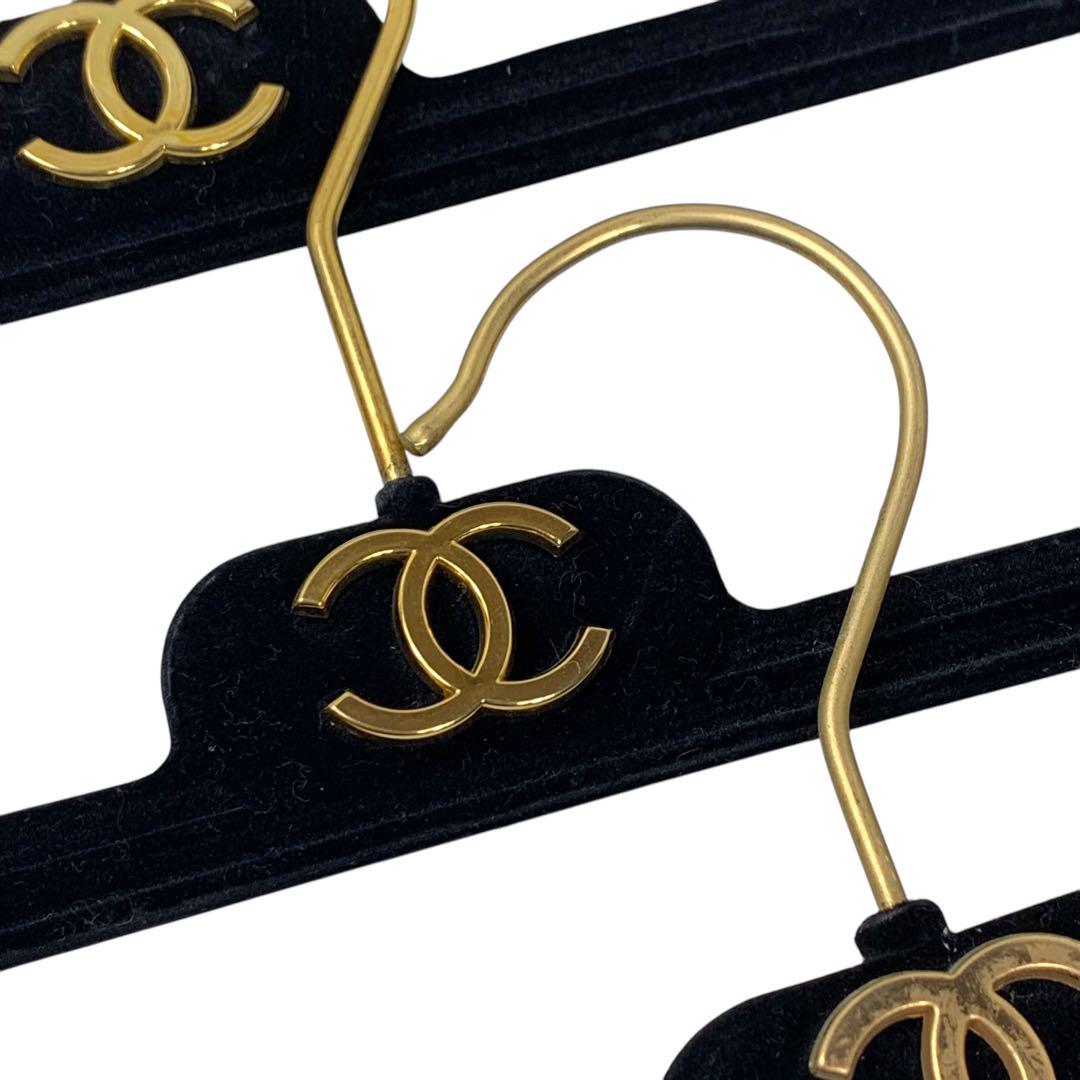 【CHANEL】シャネル　ゴールドココマーク衣類ハンガー7本おまとめベロア黒