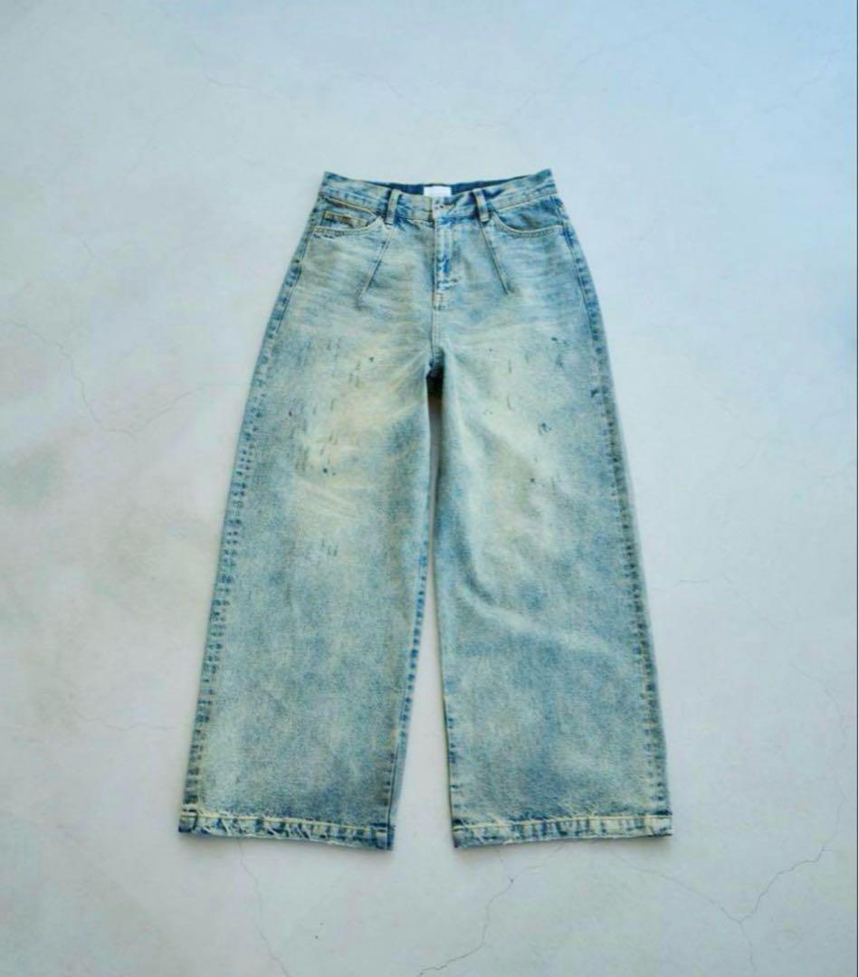 camphor wood ワイドバギー汚れ加工デニム - メルカリ