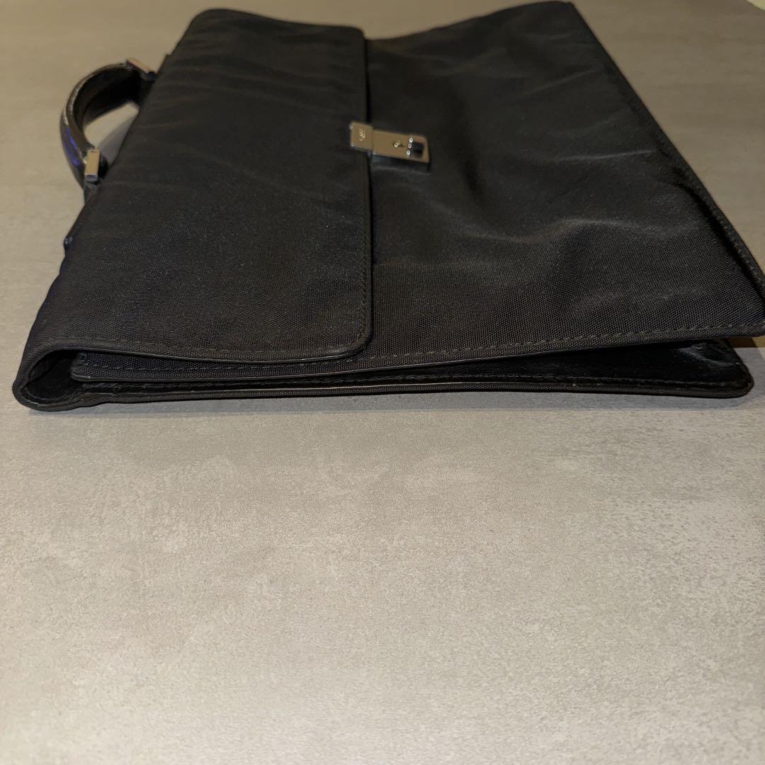 GUCCI ビジネスバック