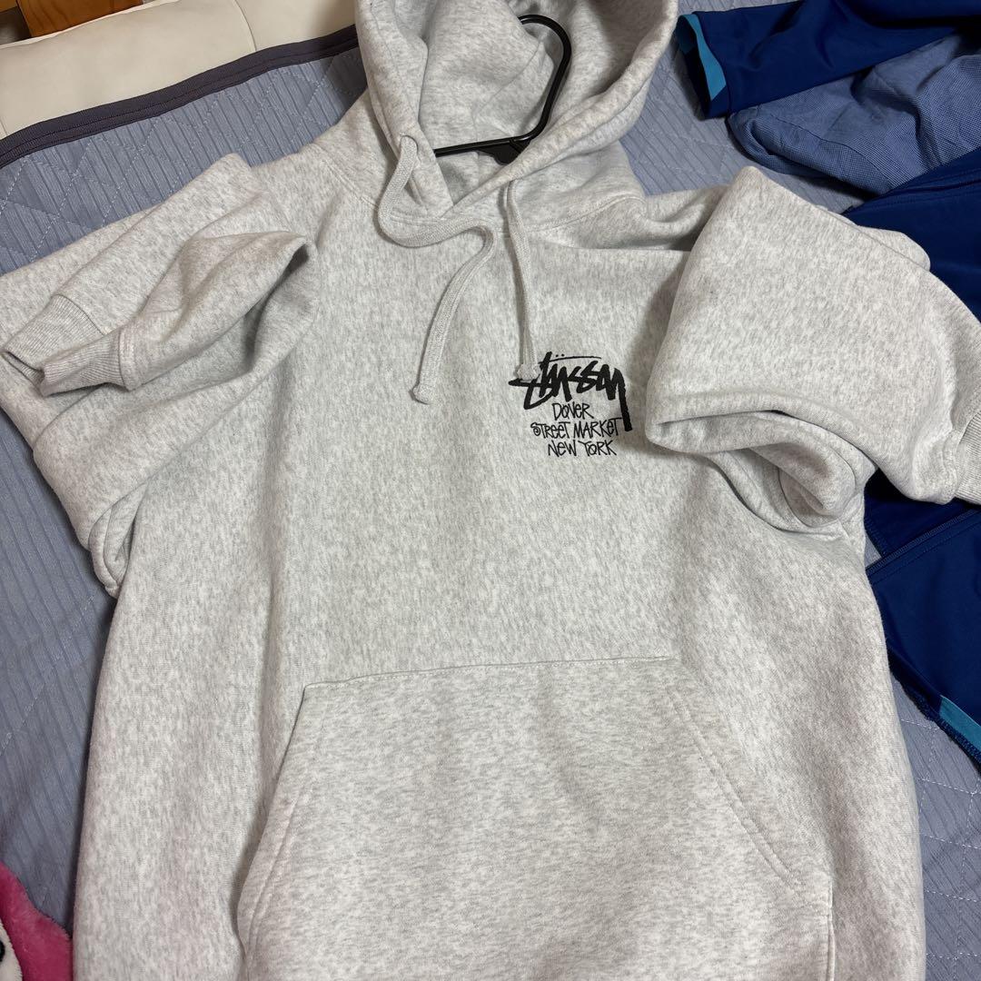 高い素材 グレー Stussy パーカー メルカリ - Mサイズ トップス