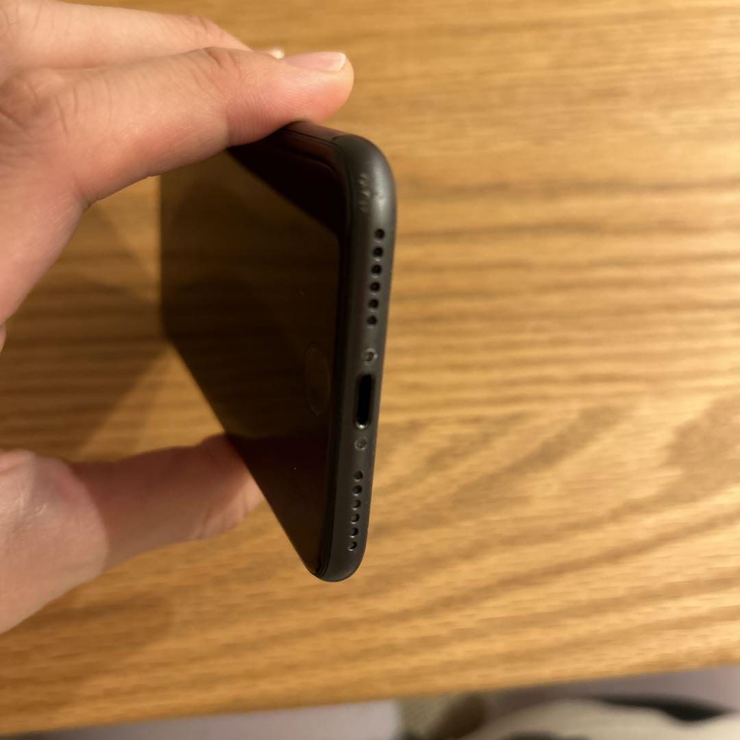 iPhone8  64GB ブラック　SIMフリー