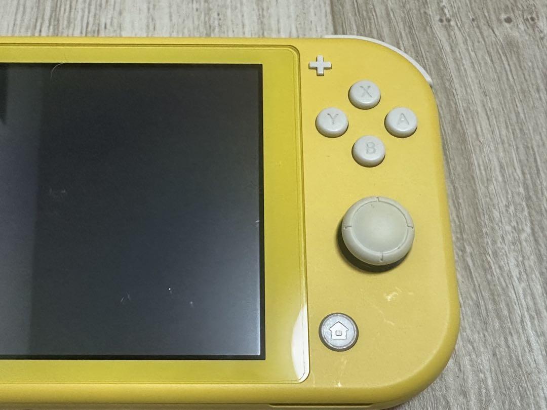 Nintendo Switch Lite イエロー 本体 ソフト付き