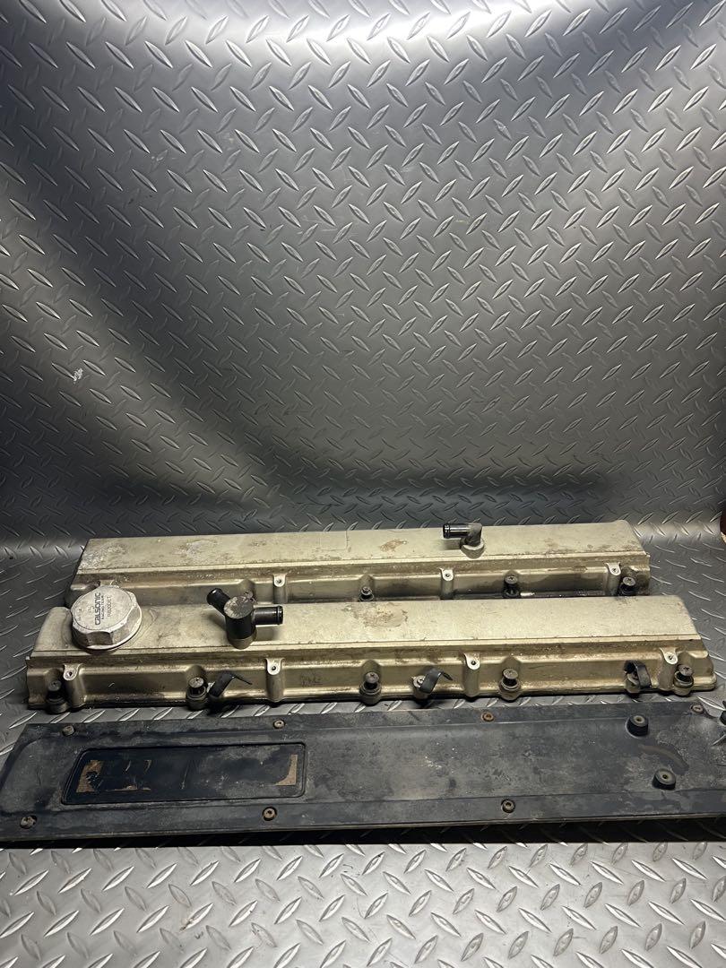 日産 RB25DE NA タペットカバー カムカバー プラグカバー 08U