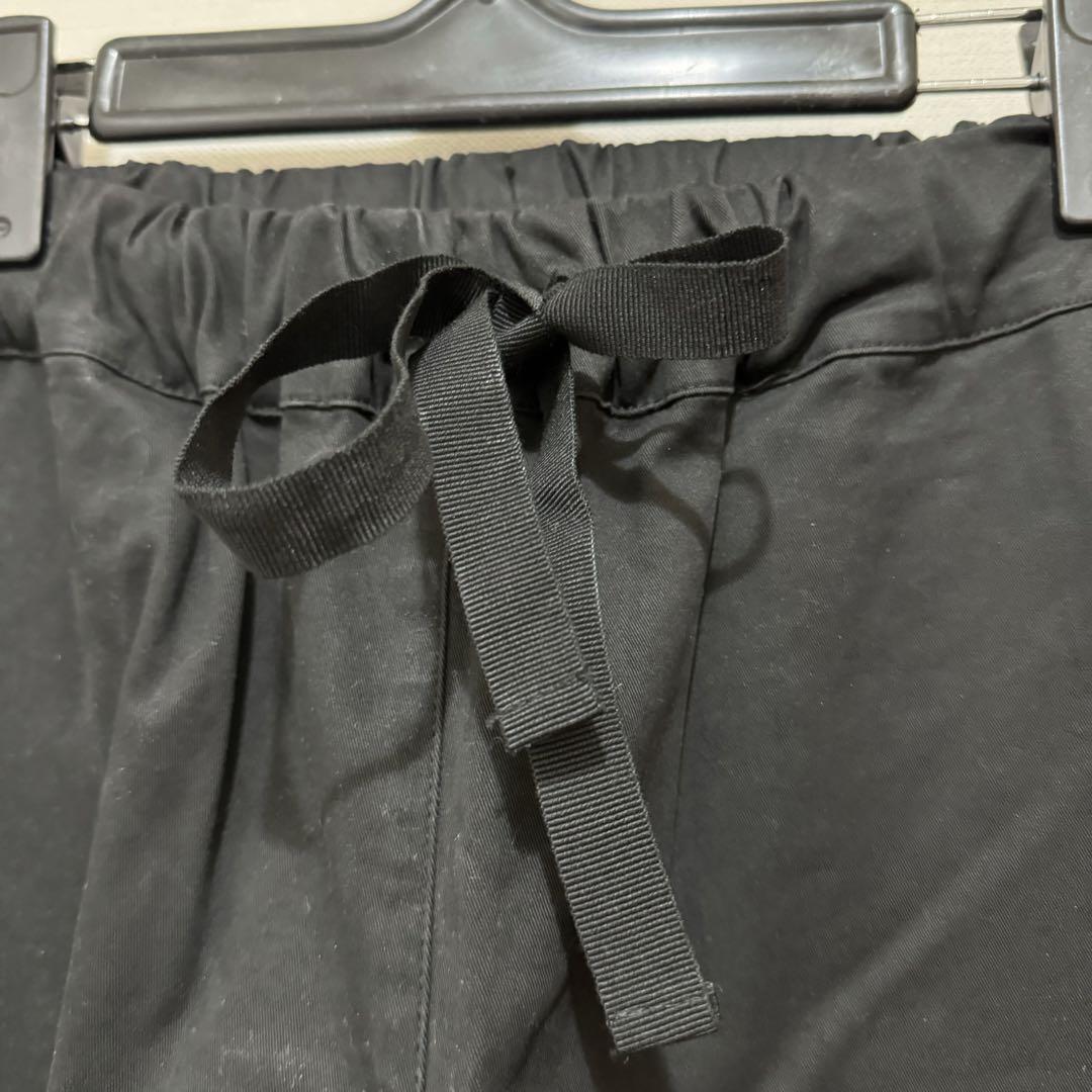 正規店仕入れの ☆新品☆Semicouture 01 パンツ 黒 サイズ44 イタリア製 パンツ