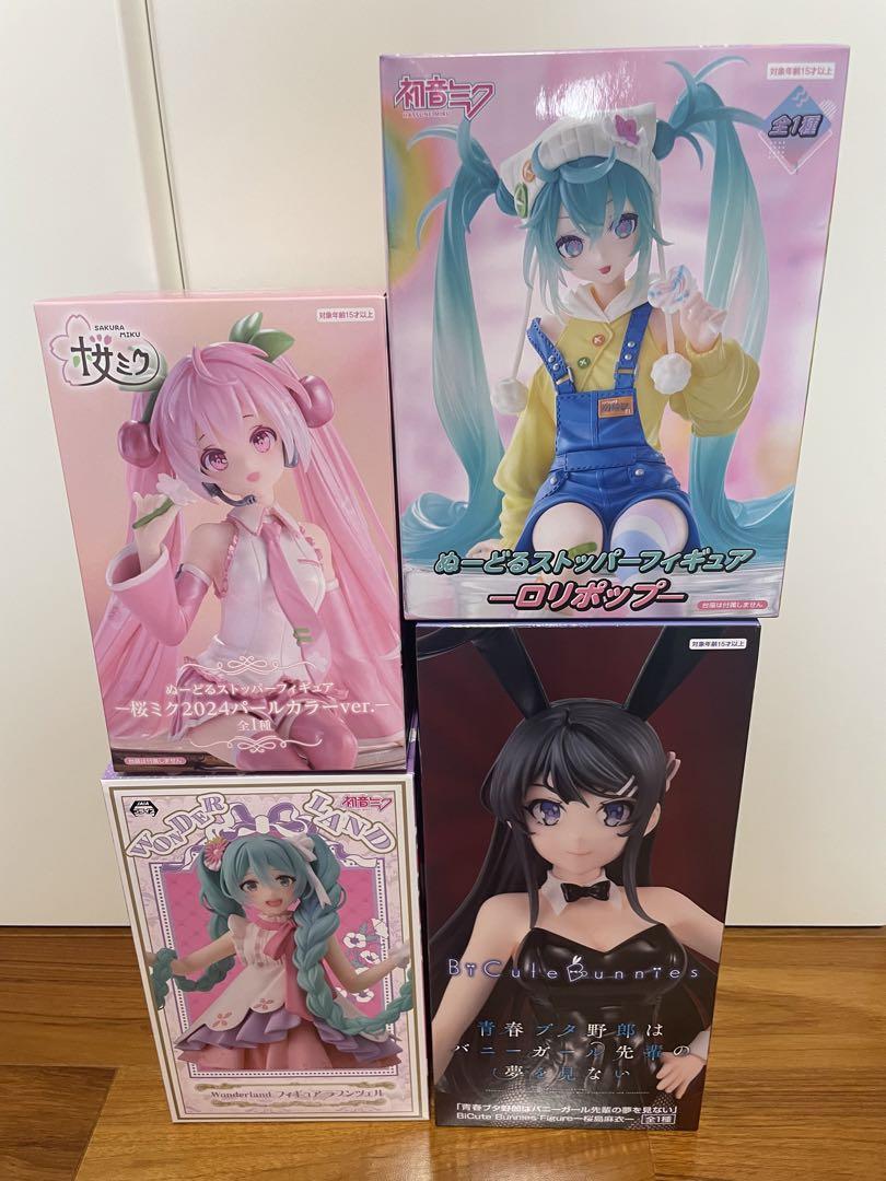 プライズフィギュア4点セット　初音ミク、桜島麻衣